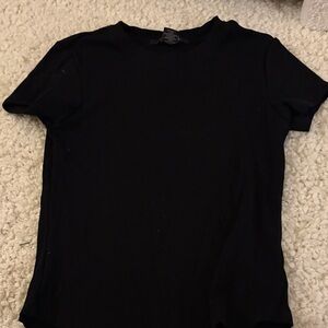 Woman’s Tahari Black Short Sleeve Tee